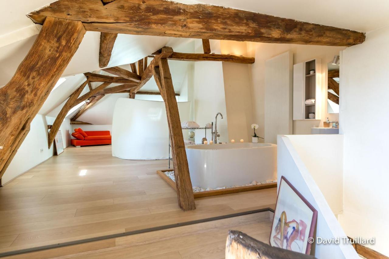 Suite Mana Ohana - Luxe Et Authenticite A 2 Pas De La Place Ducale Avec Parking Prive ชาร์เลอวิลล์-เมซิแยร์ ภายนอก รูปภาพ